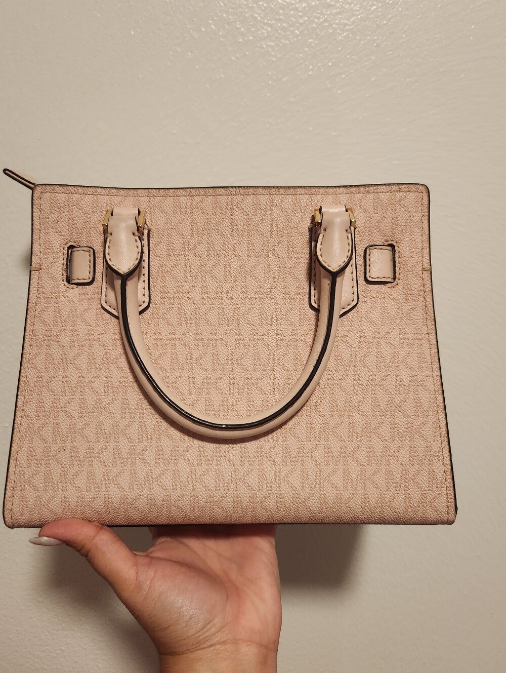 Michael Kors Blush Pink Signature Logo Satchel with Gold Hardware-used 2 Weeks - Picture 3 of 5